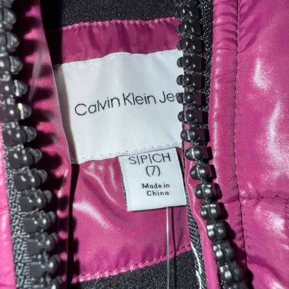 Calvin Klein Purple Puffer Jacket kids - Picture 3 of 5